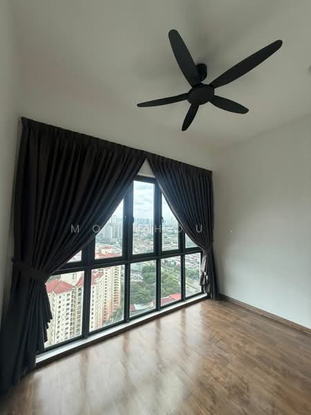 Servis Apartment untuk Disewa di SkyVille 8 @ Benteng 8 - Moonhou . - View - PropertyGuru.com.my