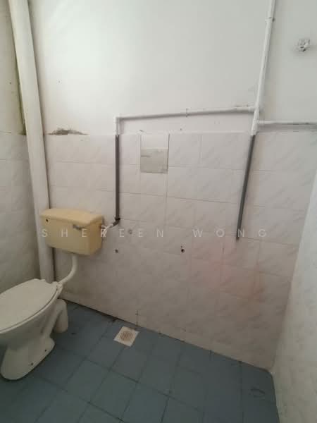 2-storey Terraced House for Sale in Taman Nusa Damai (Pasir Gudang) - Shereen Wong - Bathroom - PropertyGuru.com.my