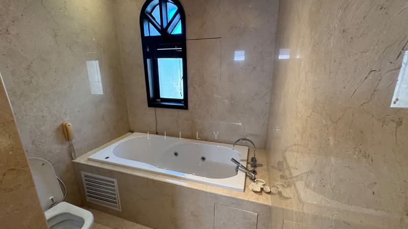 Rumah Banglo untuk Dijual di Taman Scotland (George Town) - Lilly . - Bathroom - PropertyGuru.com.my