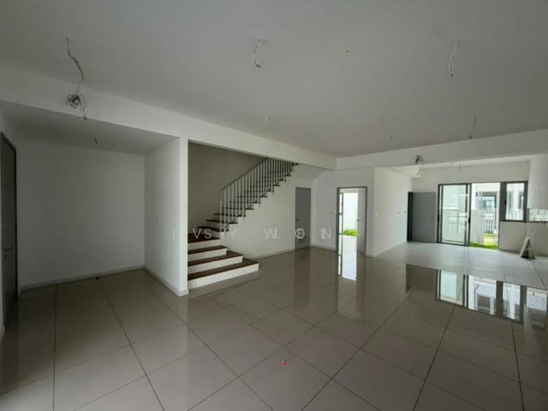 2-storey Terraced House for Rent in Bandar Gamuda Cove (Dengkil) - Ivy Wong - Living Room - PropertyGuru.com.my
