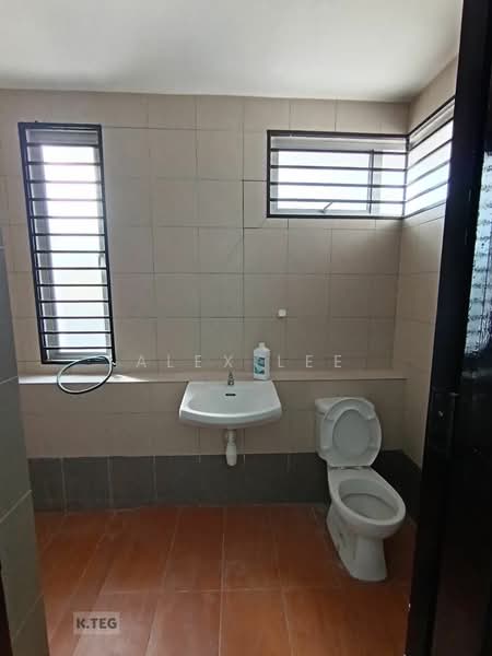Rumah Teres 2.5 Tingkat untuk Dijual di Klang (Selangor) - Alex Lee - Bathroom - PropertyGuru.com.my