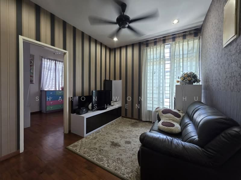 Cluster House for Sale in Bukit Indah (Iskandar Puteri (Nusajaya)) - Sharon Wong Shu Shien - Living Room - PropertyGuru.com.my