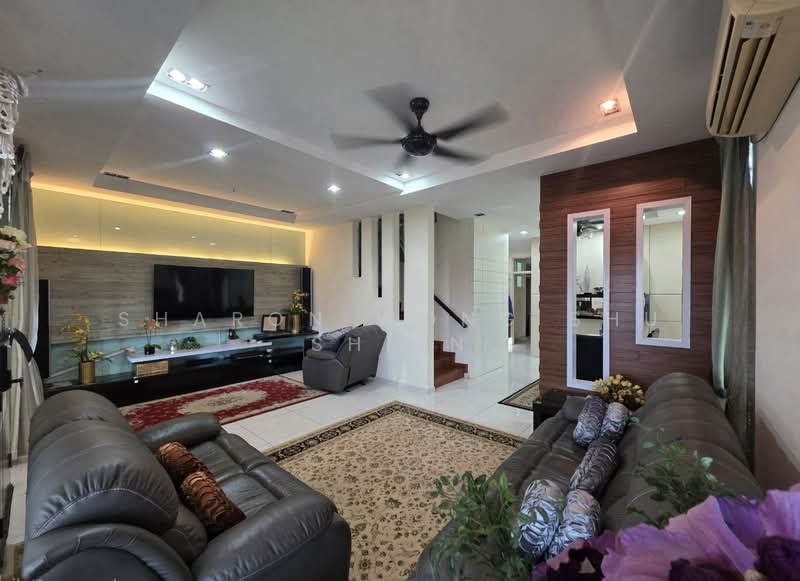 Cluster House for Sale in Bukit Indah (Iskandar Puteri (Nusajaya)) - Sharon Wong Shu Shien - Living Room - PropertyGuru.com.my
