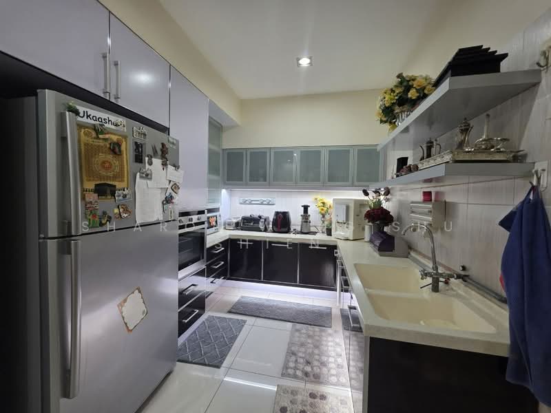 Cluster House for Sale in Bukit Indah (Iskandar Puteri (Nusajaya)) - Sharon Wong Shu Shien - Kitchen - PropertyGuru.com.my