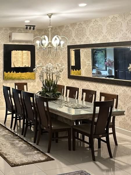 Rumah Teres 3 Tingkat untuk Dijual di Laman Glenmarie (Shah Alam) - Mike Yap - Dining Room - PropertyGuru.com.my