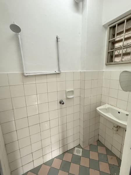 Servis Apartment untuk Dijual di Suasana Iskandar Malaysia - JK Leong - Bathroom - PropertyGuru.com.my