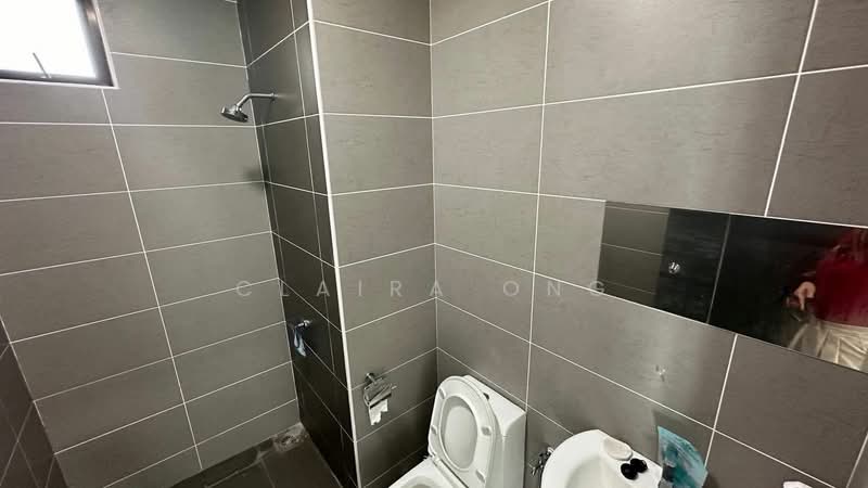 Soho for Rent in Johor Bahru (Johor) - Claira Ong - Bathroom - PropertyGuru.com.my