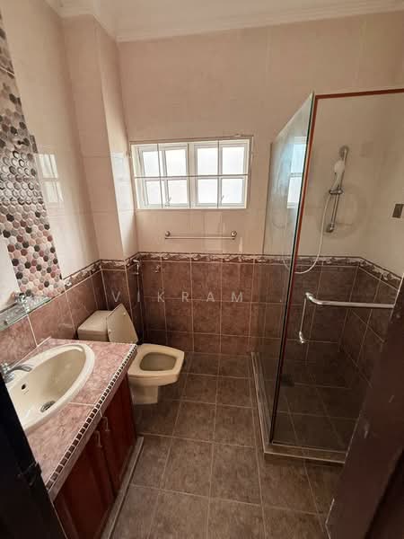 Bungalow for Sale in Bandar Country Homes (Rawang) - Vikram . - Bathroom - PropertyGuru.com.my