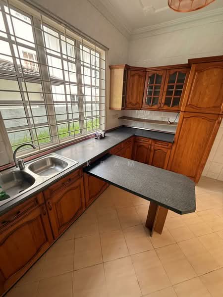 Bungalow for Sale in Bandar Country Homes (Rawang) - Vikram . - Kitchen - PropertyGuru.com.my