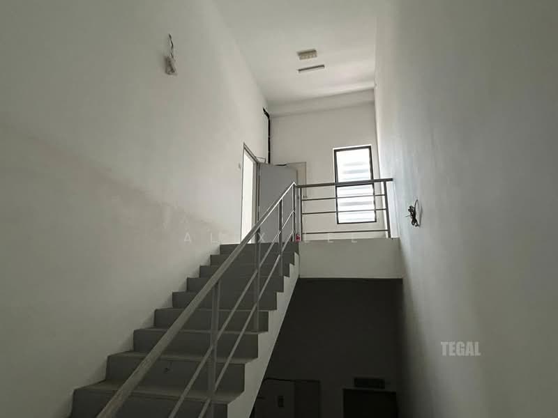 Warehouse for Sale in Klang (Selangor) - Alex Lee - Corridor - PropertyGuru.com.my