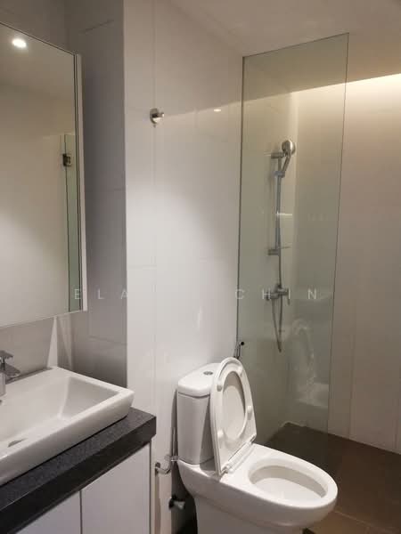 Service Residence for Sale at Establishment Bangsar (Menara Teguh Bangsar) - Elaine Chin - Bathroom - PropertyGuru.com.my
