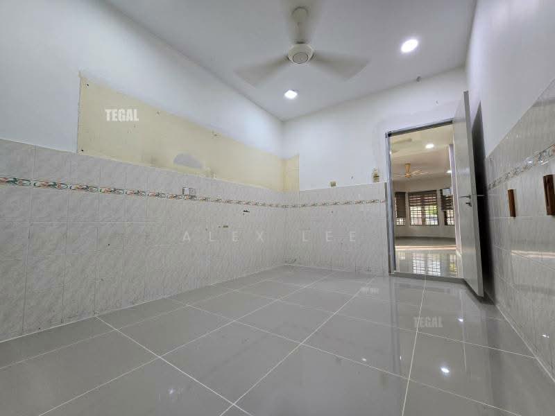 Rumah Teres untuk Dijual di Bandar Puteri Klang (Klang) - Alex Lee - Interior - PropertyGuru.com.my