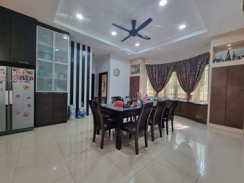 Bungalow for Sale in Klang (Selangor) - Alex Lee - Dining Room - PropertyGuru.com.my