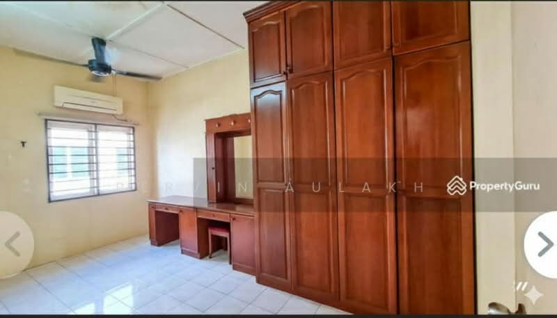 2-storey Terraced House for Sale in Seksyen 32, Kemuning Green Ville (Shah Alam) - Pervin Aulakh - PropertyGuru.com.my