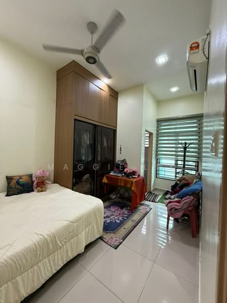 2-storey Terraced House for Sale in Taman Mount Austin (Tebrau) - Maggie Lee - Bedroom - PropertyGuru.com.my