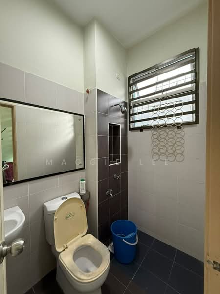 2-storey Terraced House for Sale in Taman Mount Austin (Tebrau) - Maggie Lee - Bathroom - PropertyGuru.com.my