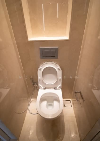 Servis Apartment untuk Disewa di Pavilion Suites - Mei Yee Tan - Bathroom - PropertyGuru.com.my