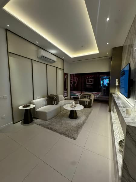 Servis Apartment untuk Dijual di D'Evia Residences @ Kwasa Damansara - Hussaidi Hussin - Living Room - PropertyGuru.com.my