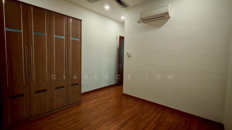 Rumah Teres 2 Tingkat untuk Disewa di Senibong (Permas Jaya) - Clarence Low - Bedroom - PropertyGuru.com.my