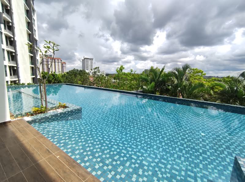 Servis Apartment untuk Disewa di Crescent Bay Suites (Teluk Bayu) - JH Yap - Exterior - PropertyGuru.com.my