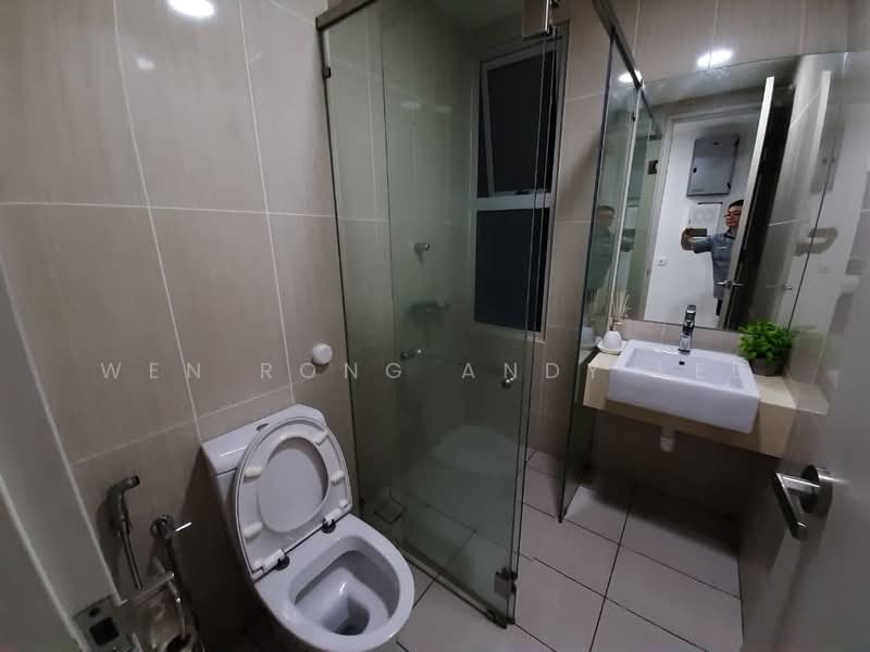 Servis Apartment untuk Dijual di Sunway Geo Residence - Wen Rong Andy Lee - Bathroom - PropertyGuru.com.my