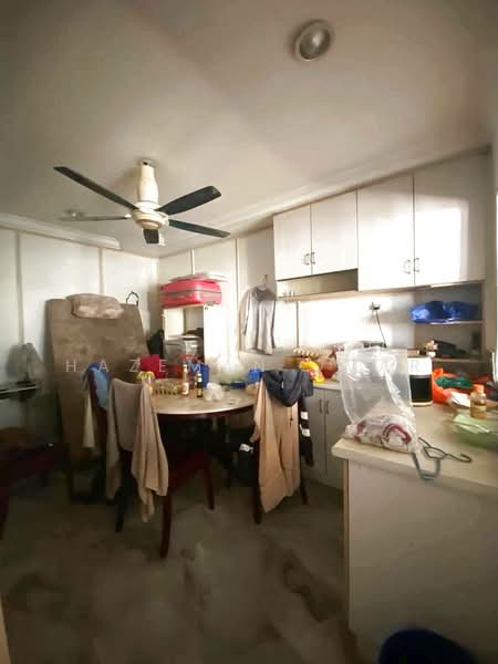 2-storey Terraced House for Sale in Seksyen 9 (Shah Alam) - Hazeman Omar - Kitchen - PropertyGuru.com.my