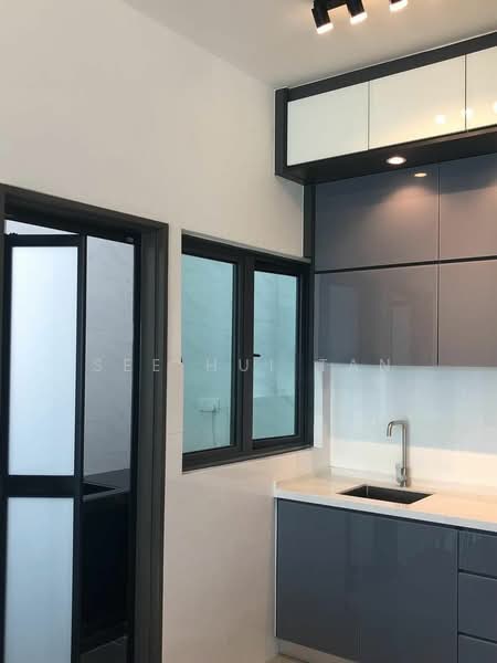 Condominium for Rent at The Henge - See Hui Tan - PropertyGuru.com.my