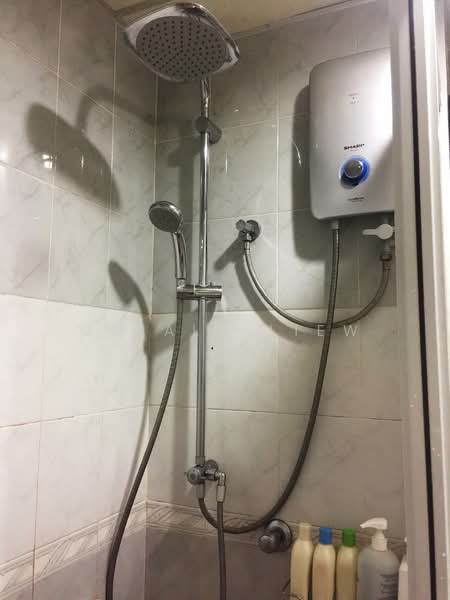 Kondominium untuk Disewa di Paradesa Tropica - Gerald Liew - Bathroom - PropertyGuru.com.my