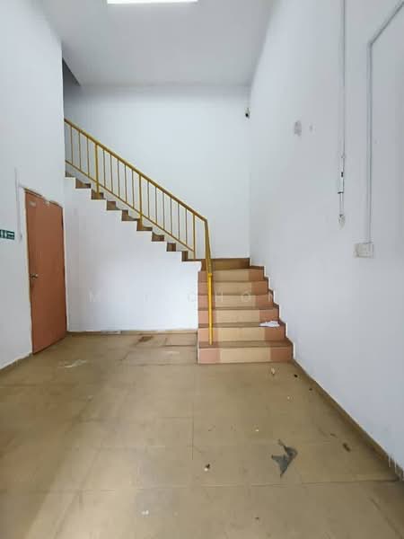 Terrace Factory for Rent in Taman Desa Cemerlang (Ulu Tiram) - May Chong - Entrance - PropertyGuru.com.my