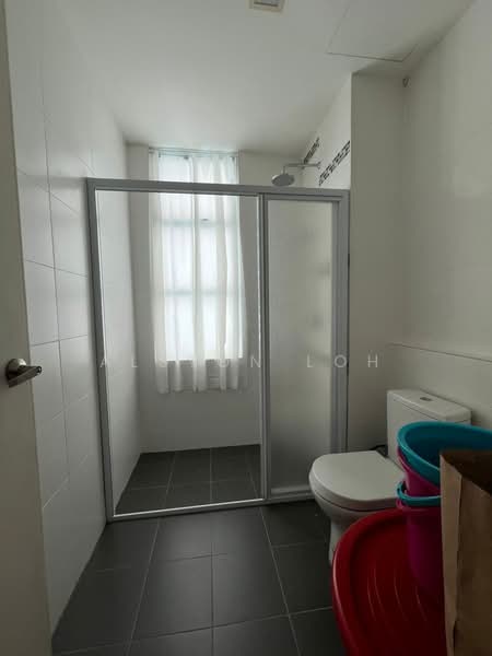 Kondominium untuk Dijual di Jambul Height Condominium - Alston Loh - Bathroom - PropertyGuru.com.my