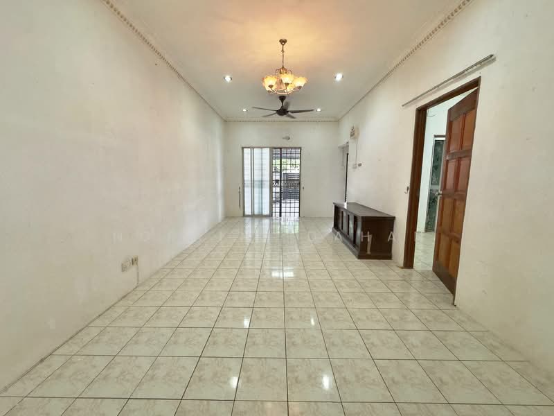 1-storey Terraced House for Sale in Bandar Tasik Kesuma (Beranang) - Noraini Dahan - PropertyGuru.com.my