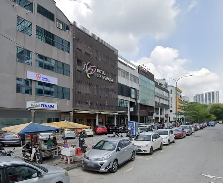 Shop / Office for Sale in Jalan Klang Lama (Old Klang Road) (Kuala Lumpur) - Kweenie Chong - Exterior - PropertyGuru.com.my