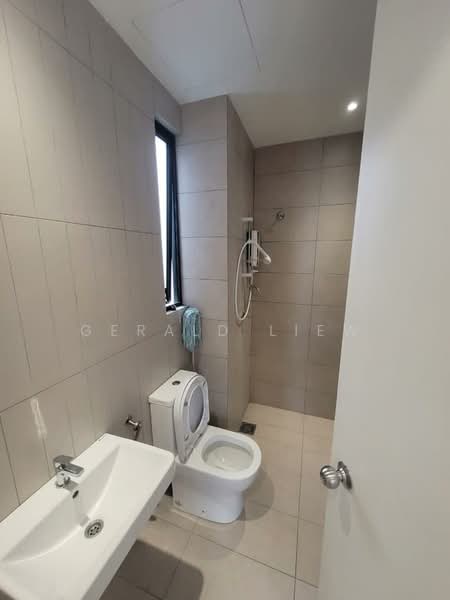 Service Residence for Rent at Kenwingston Avenue - Gerald Liew - Bathroom - PropertyGuru.com.my