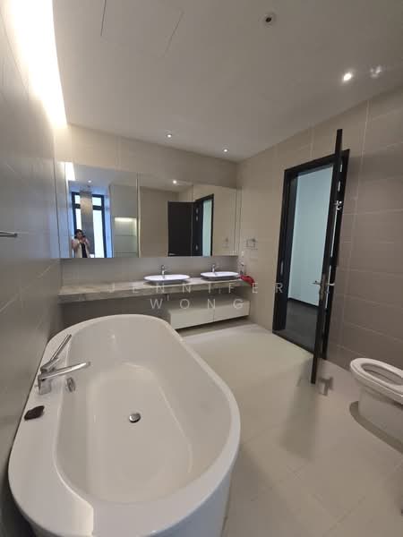 Rumah Teres untuk Disewa di The Mansions (Desa Parkcity) - Jennifer Wong - Bathroom - PropertyGuru.com.my