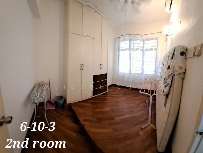 Kondominium untuk Dijual di Eden Seaview Condominium - Alisson Chew - Bedroom - PropertyGuru.com.my