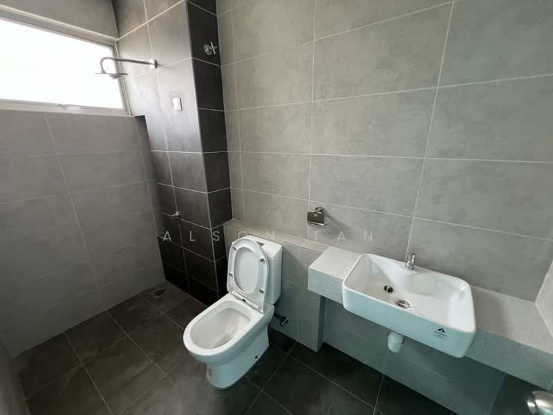 Rumah Teres 2 Tingkat untuk Disewa di Kota Bayuemas (Klang) - Alson Tan - Bathroom - PropertyGuru.com.my