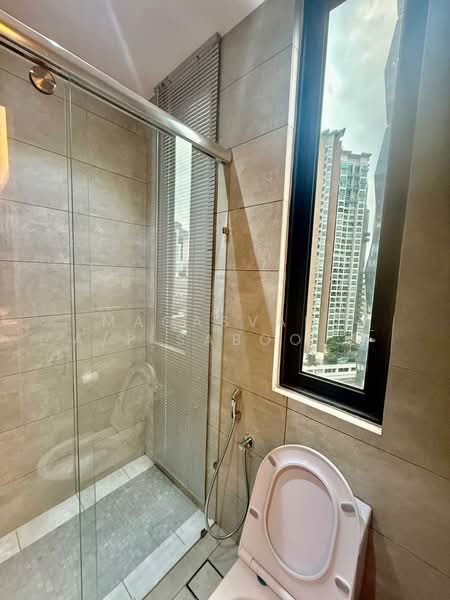 Rumah Banglo untuk Dijual di Seksyen 12 (Petaling Jaya) - Magasvari A/P Saboo Basnayake - Bathroom - PropertyGuru.com.my
