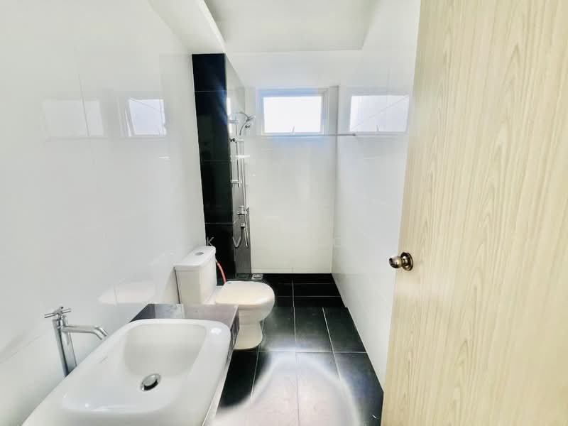 Kondominium untuk Dijual di The Clovers - KV LOO - Bathroom - PropertyGuru.com.my