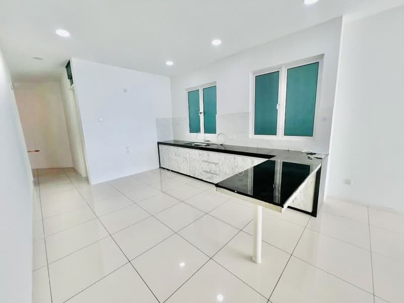 Kondominium untuk Dijual di The Clovers - KV LOO - Kitchen - PropertyGuru.com.my