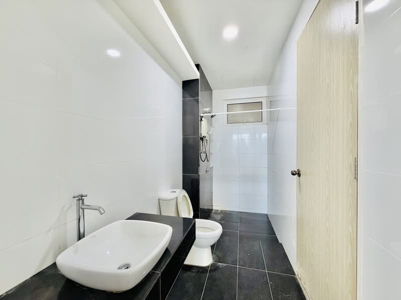 Kondominium untuk Dijual di The Clovers - KV LOO - Bathroom - PropertyGuru.com.my