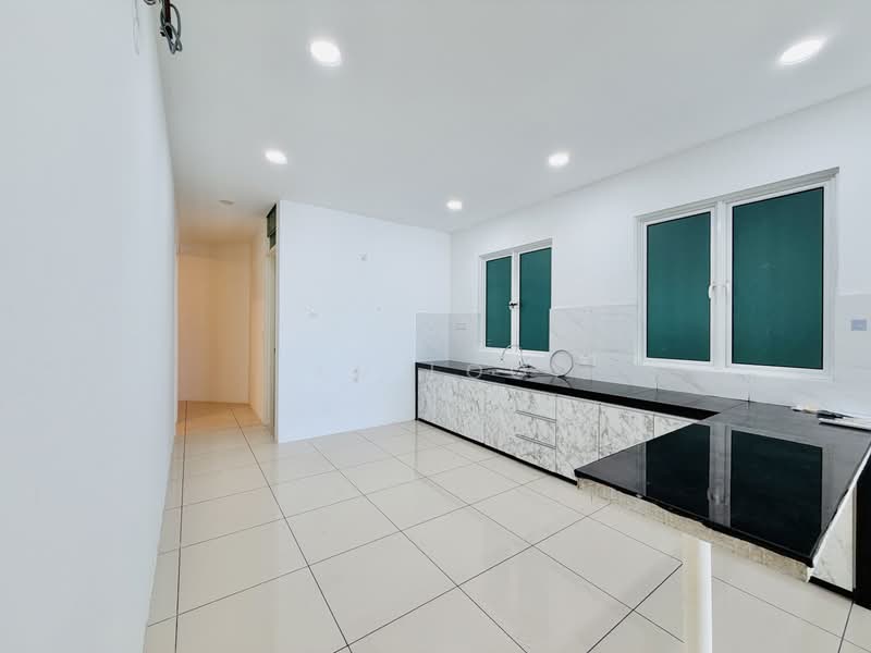 Kondominium untuk Dijual di The Clovers - KV LOO - Kitchen - PropertyGuru.com.my