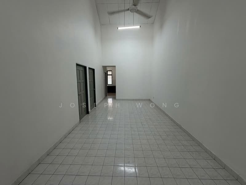 Rumah Teres 1 Tingkat untuk Disewa di Taman Puteri Wangsa (Ulu Tiram) - Joseph Wong - Interior - PropertyGuru.com.my