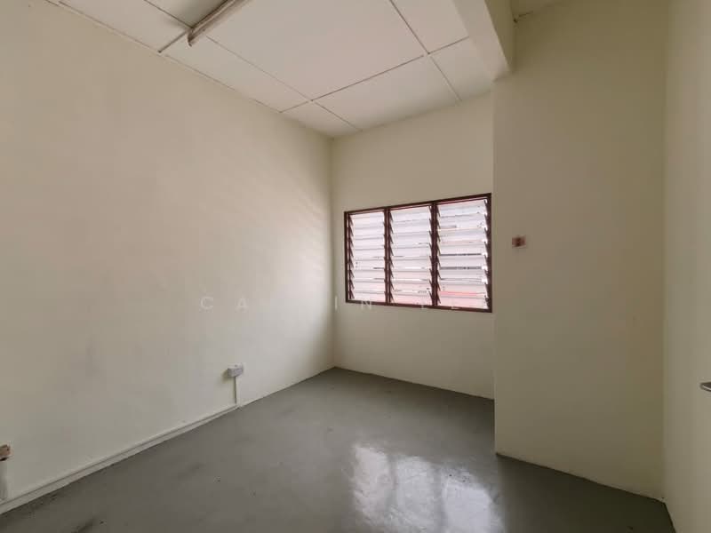 Rumah Teres 2 Tingkat untuk Dijual di Taman Ungku Tun Aminah (Skudai) - Calvin Lee - Interior - PropertyGuru.com.my
