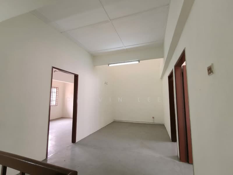 Rumah Teres 2 Tingkat untuk Dijual di Taman Ungku Tun Aminah (Skudai) - Calvin Lee - Interior - PropertyGuru.com.my