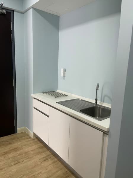 Service Residence for Rent at Eclipse Residence @ Pan'gaea - Valyn Ho - Kitchen - PropertyGuru.com.my