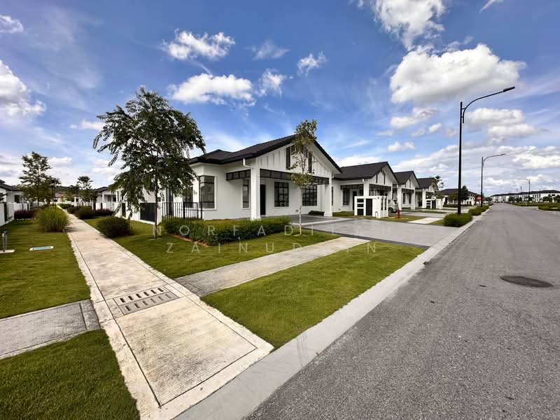 1-storey Terraced House for Sale in Shah Alam (Selangor) - NORFADILAH ZAINUDDIN - Exterior - PropertyGuru.com.my
