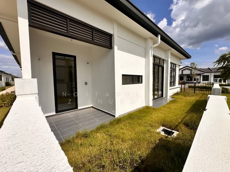 1-storey Terraced House for Sale in Shah Alam (Selangor) - NORFADILAH ZAINUDDIN - Exterior - PropertyGuru.com.my