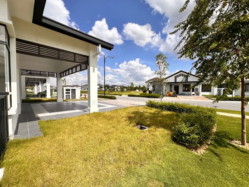 1-storey Terraced House for Sale in Shah Alam (Selangor) - NORFADILAH ZAINUDDIN - Exterior - PropertyGuru.com.my