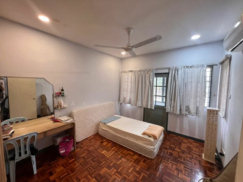 Rumah Teres 2 Tingkat untuk Dijual di Usj 11 (Subang Jaya) - Jayden Heng - Bedroom - PropertyGuru.com.my