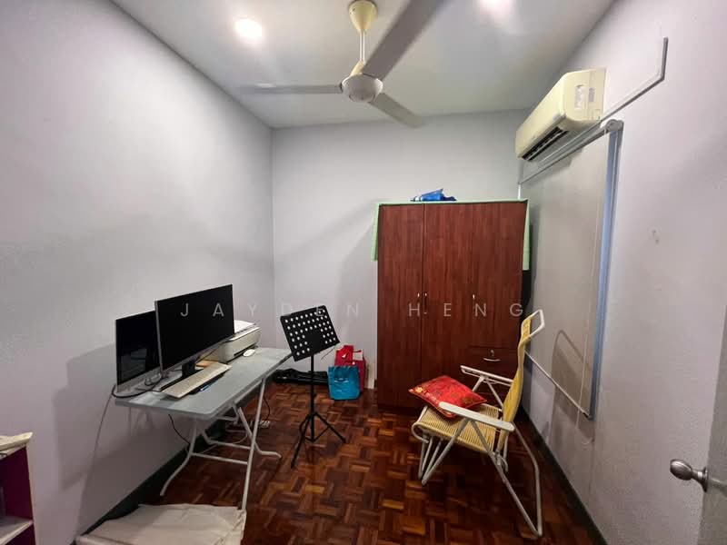 Rumah Teres 2 Tingkat untuk Dijual di Usj 11 (Subang Jaya) - Jayden Heng - Study - PropertyGuru.com.my